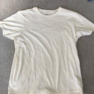 NWOT O’Neill Offwhite S Tshirt